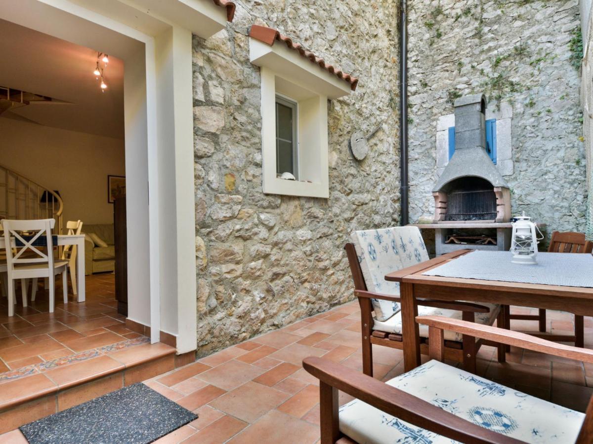 Holiday Home Mali Dvori By Interhome Дікло Екстер'єр фото